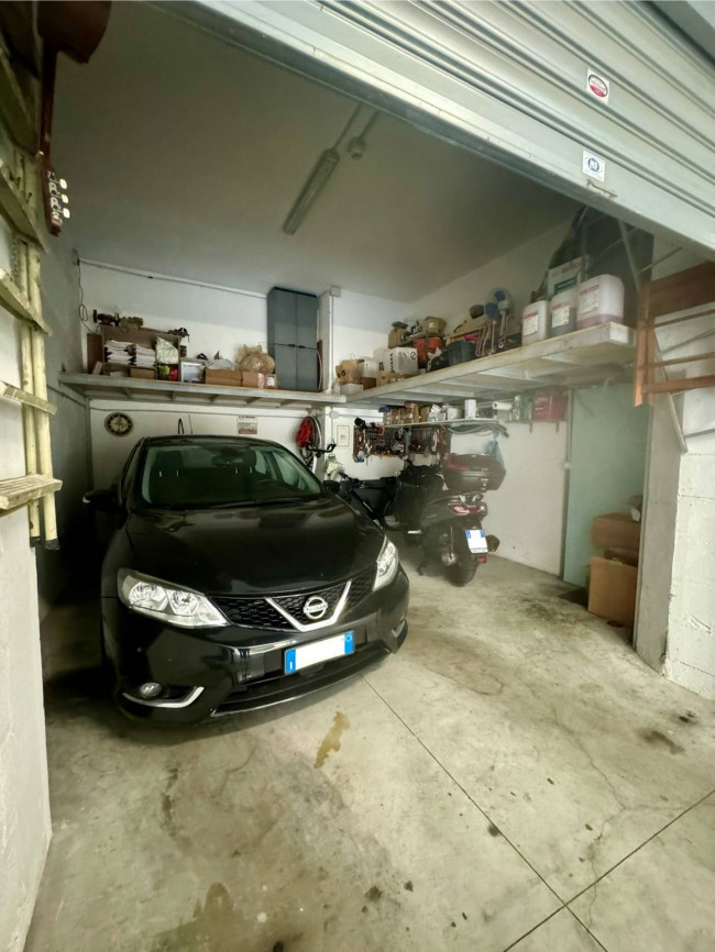 Garage/Box/Posto auto in vendita a Salerno (SA)