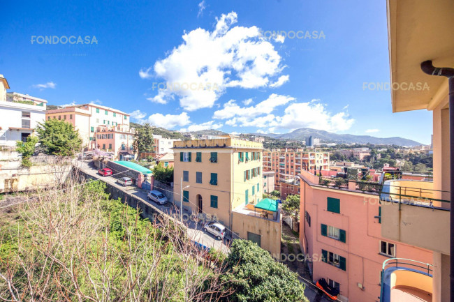 Appartamento in vendita a San Fruttuoso, Genova (GE)