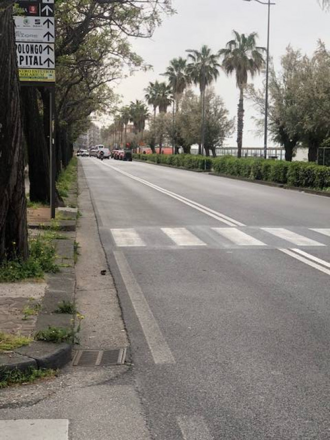 Attività commerciale in vendita a Torrione, Salerno (SA)