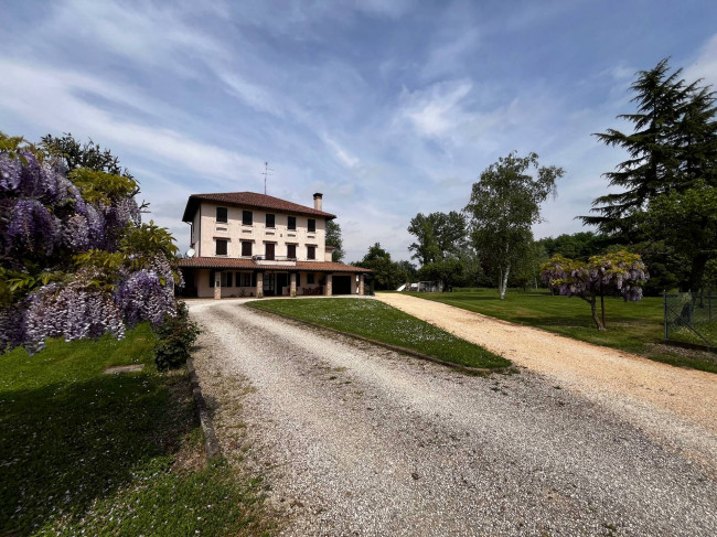 Villa in vendita a Villotta, Chions (PN)