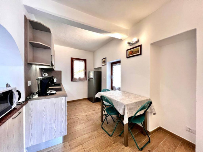 Appartamento in vendita a Magliolo (SV)
