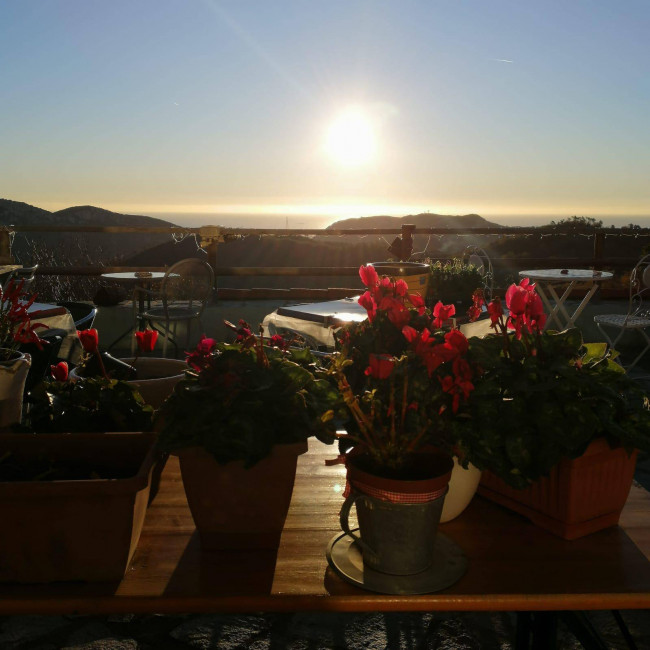 Casa indipendente in vendita a Calice Ligure (SV)