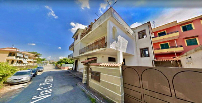 Casa indipendente in vendita a Giugliano In Campania (NA)