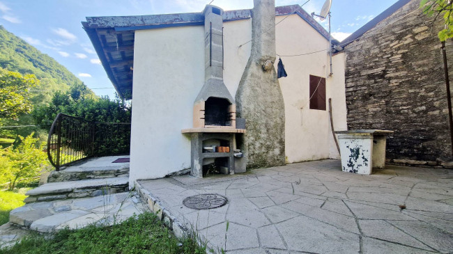 Casa semi-indipendente in vendita a Torno (CO)