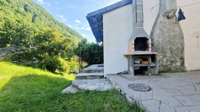 Casa semi-indipendente in vendita a Torno (CO)