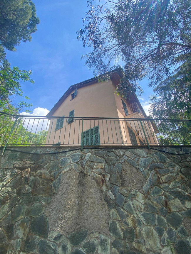 Villa in vendita a Albisola Superiore (SV)