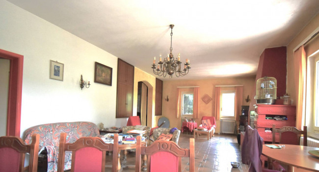 Villa in vendita a Rogoredo, Casatenovo (LC)