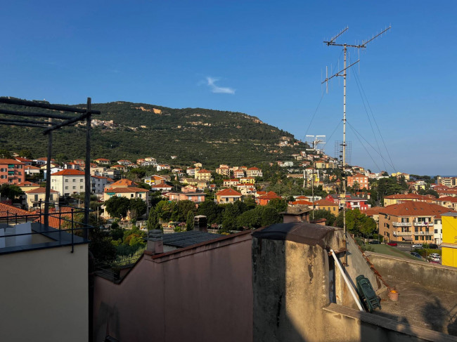 Casa semi-indipendente in vendita a Borgio Verezzi (SV)