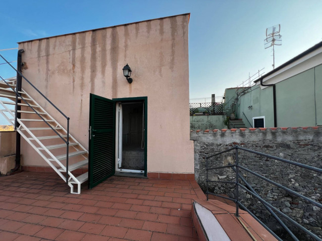 Casa semi-indipendente in vendita a Borgio Verezzi (SV)