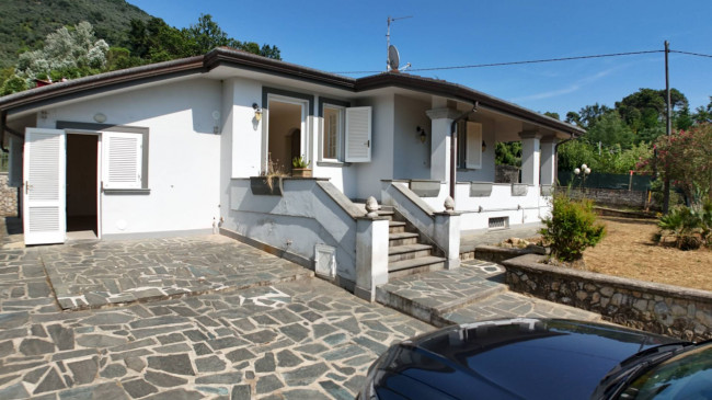 Villa in vendita a Camaiore (LU)