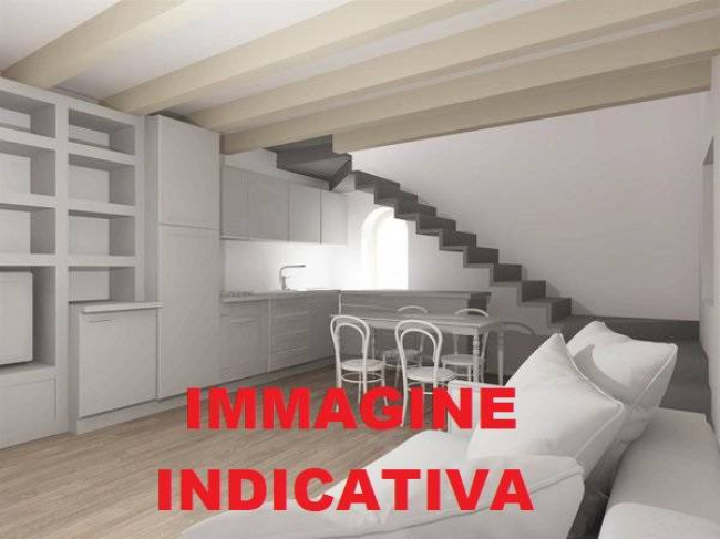 Casa indipendente in vendita a Castelnuovo Del Garda (VR)