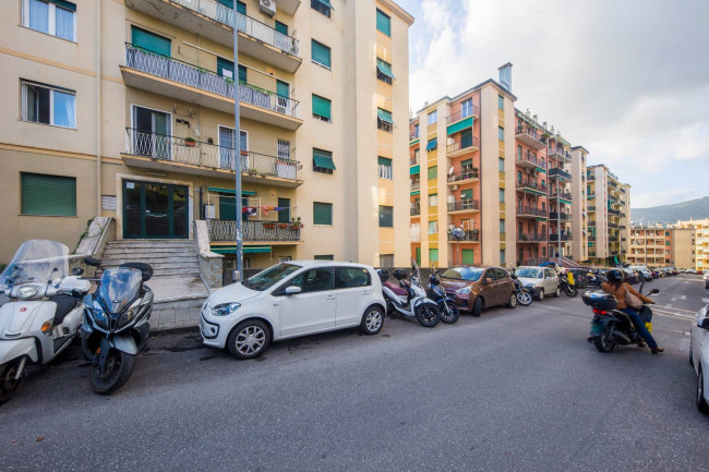 Appartamento in vendita a San Fruttuoso, Genova (GE)