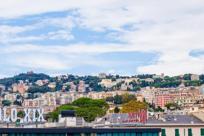 Appartamento in vendita a Centro, Genova (GE)