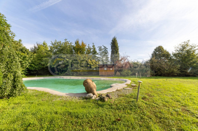 Villa in vendita a Mediglia (MI)