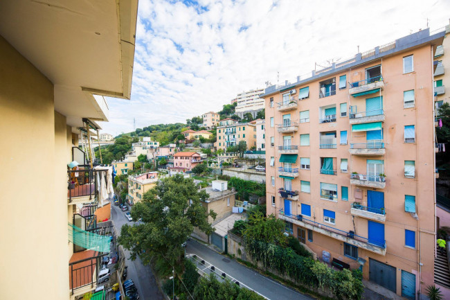 Appartamento in vendita a Sestri Ponente, Genova (GE)