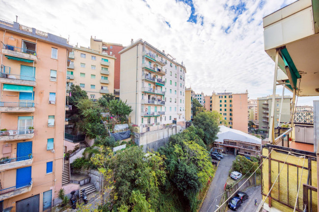 Appartamento in vendita a Sestri Ponente, Genova (GE)