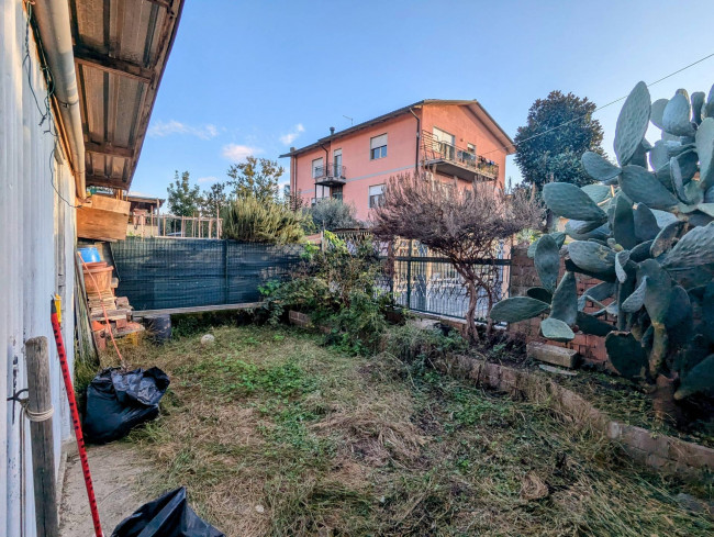 Casa indipendente in vendita a Marina Di Massa, Massa (MS)