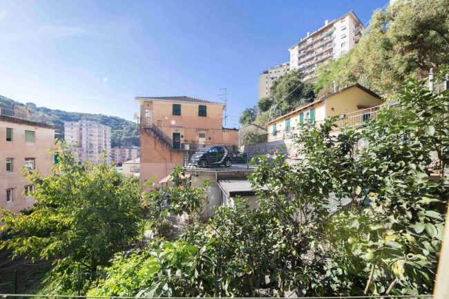 Appartamento in vendita a Quezzi, Genova (GE)