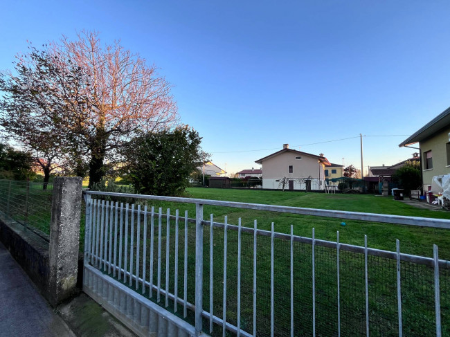 Terreno edificabile in vendita a Orcenico Inferiore, Zoppola (PN)