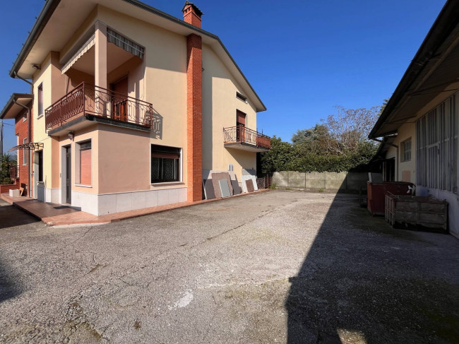 Villa in vendita a Ospitaletto (BS)