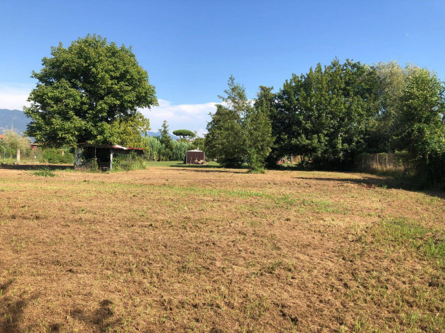 Terreno agricolo in vendita a Marina Di Massa, Massa (MS)