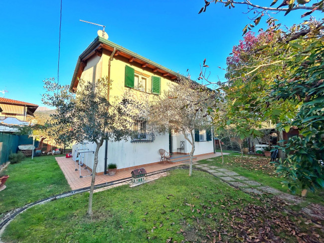 Villa in vendita a Cinquale, Montignoso (MS)