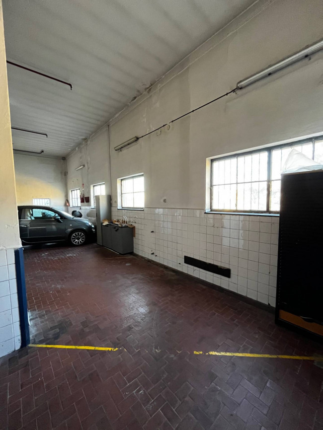 Garage/Box/Posto auto in vendita a Oregina, Genova (GE)