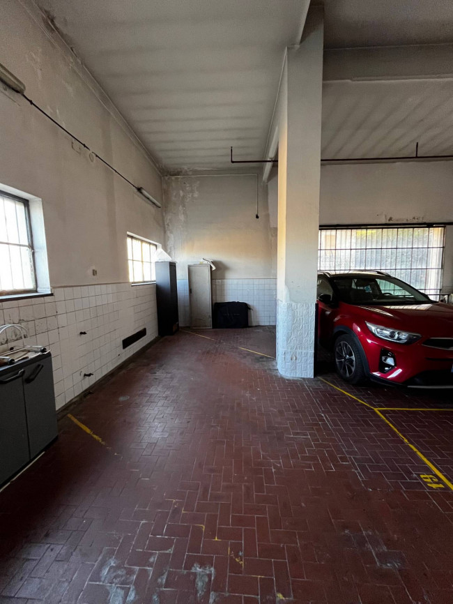 Garage/Box/Posto auto in vendita a Oregina, Genova (GE)