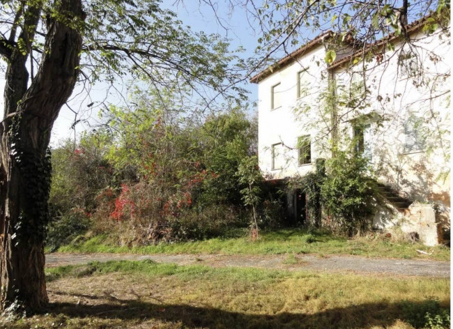 Casa indipendente in vendita a Cairo Montenotte (SV)