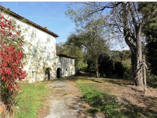 Casa indipendente in vendita a Cairo Montenotte (SV)