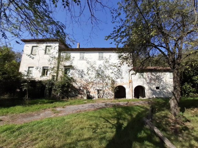 Casa indipendente in vendita a Cairo Montenotte (SV)