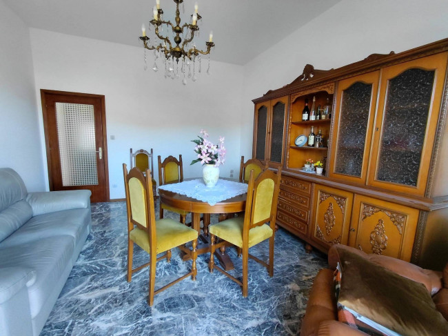 Appartamento a Folignano