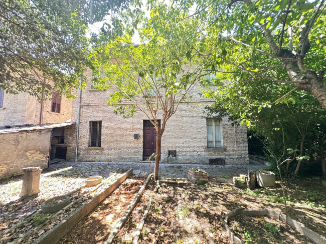 Casa indipendente a Ascoli Piceno