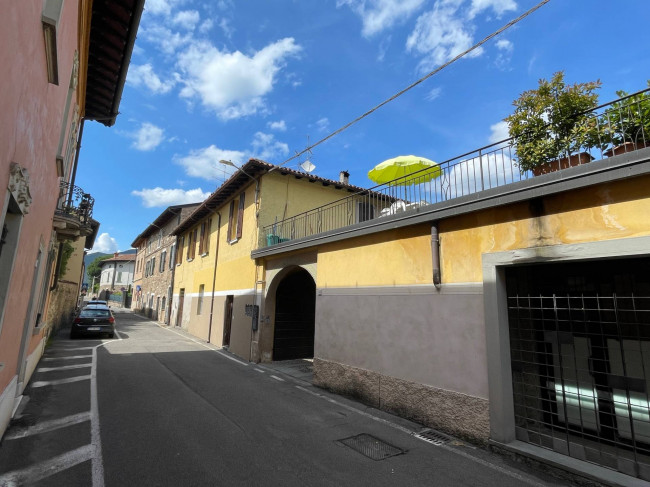 Appartamento in vendita a Camignone, Passirano (BS)