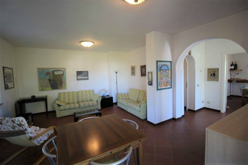Casa semindipendente in Vendita a Montignoso