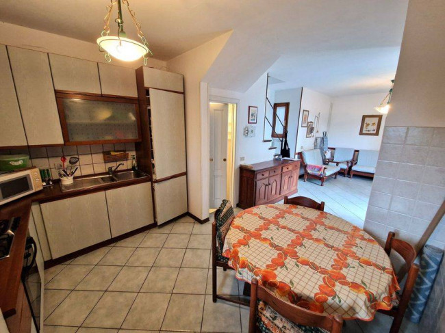 Casa semindipendente in Vendita a Montignoso