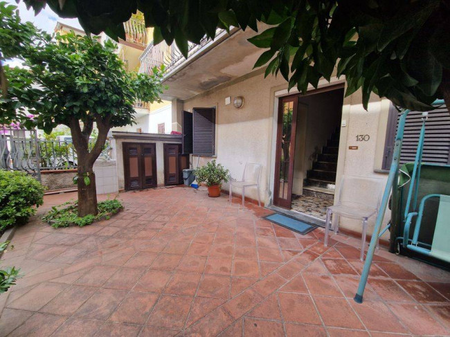 Casa semindipendente in Vendita a Pietrasanta