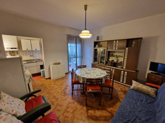 Appartamento in Vendita a Montignoso