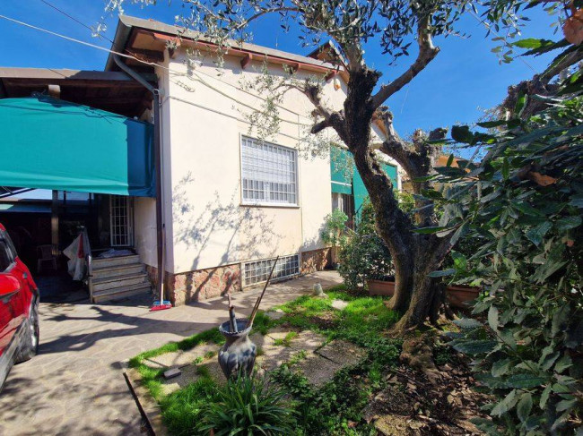 Casa singola in Vendita a Camaiore