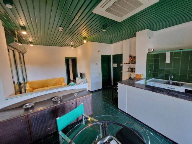 Appartamento in Vendita a Montignoso