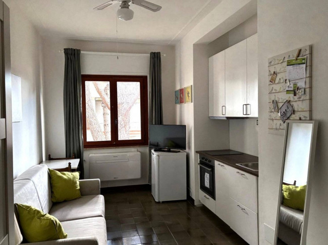 Appartamento in Affitto a Montignoso