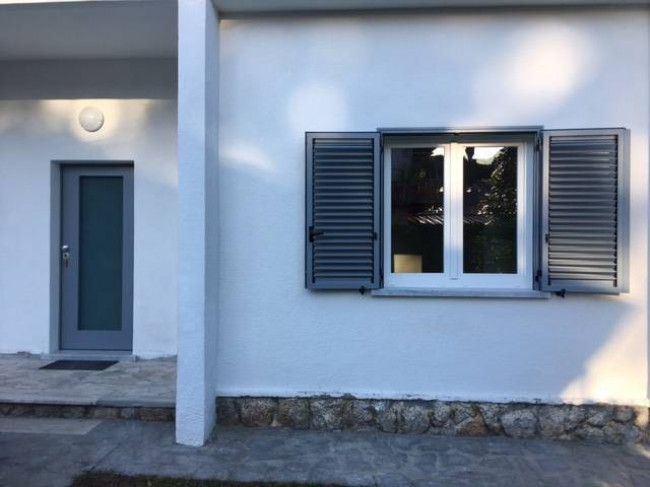 Casa semindipendente in Affitto a Montignoso