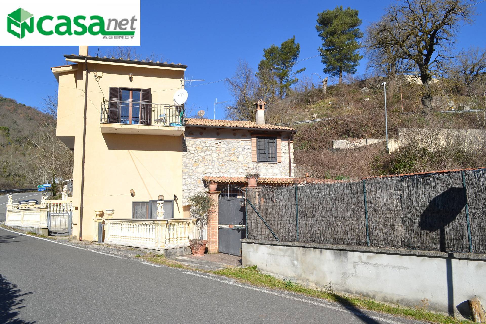 Villa Unifamiliare - Indipendente SAMBUCI vendita    CasaNet Agency-Guidonia Team Srls