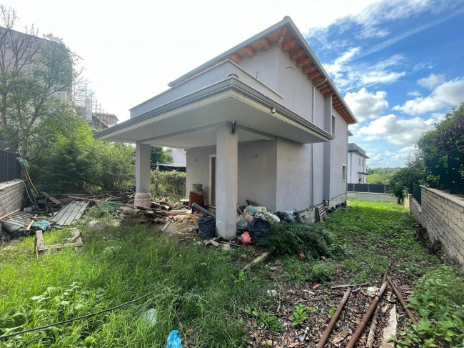 Villa in vendita a Guidonia, Guidonia Montecelio (RM)